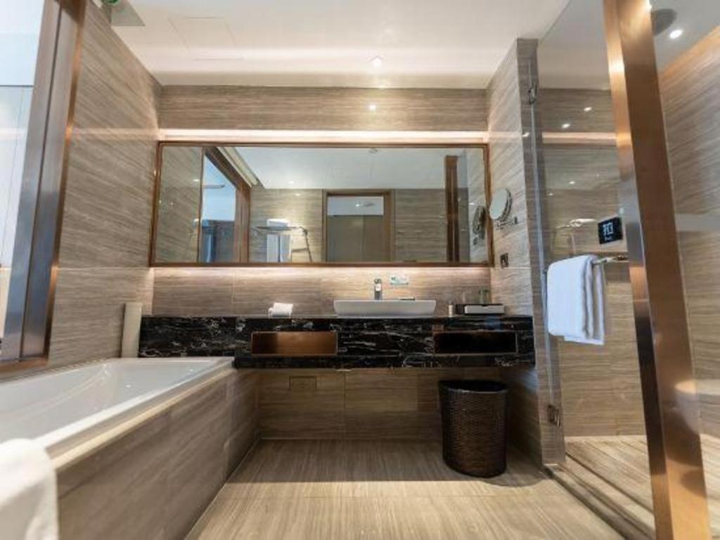The Qube Hotel Jingzhou Экстерьер фото