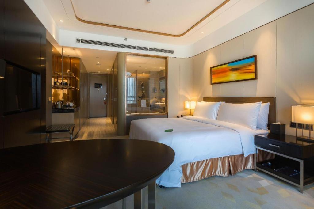 The Qube Hotel Jingzhou Экстерьер фото